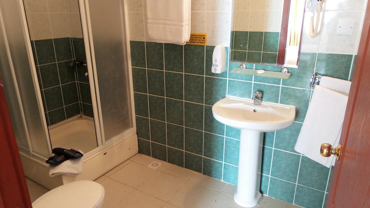 Kasgar Court Hotel Agia Varvara Exterior photo